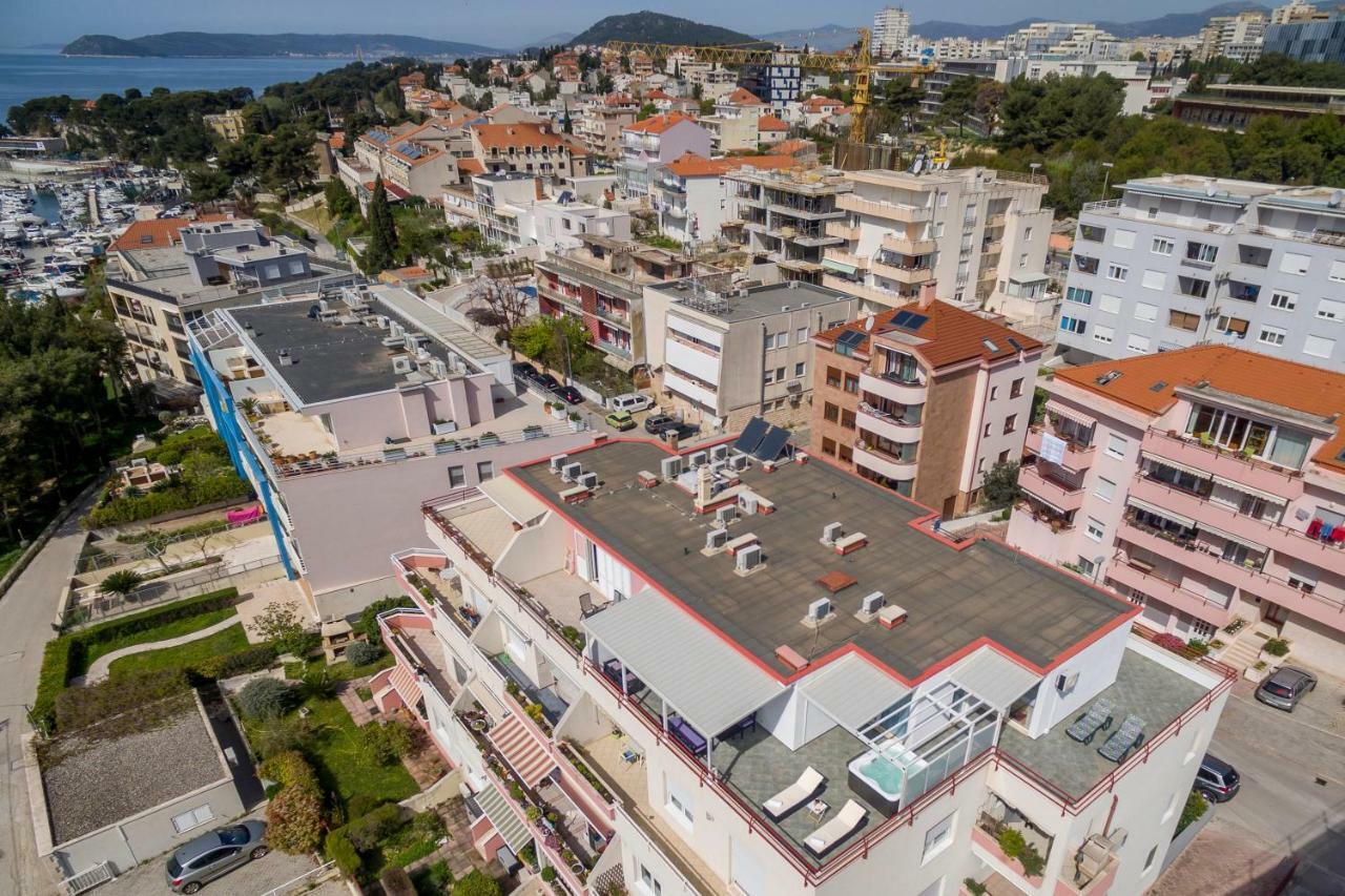 斯普利特Seaside Penthouse With Hot Tub Sky Living公寓 外观 照片